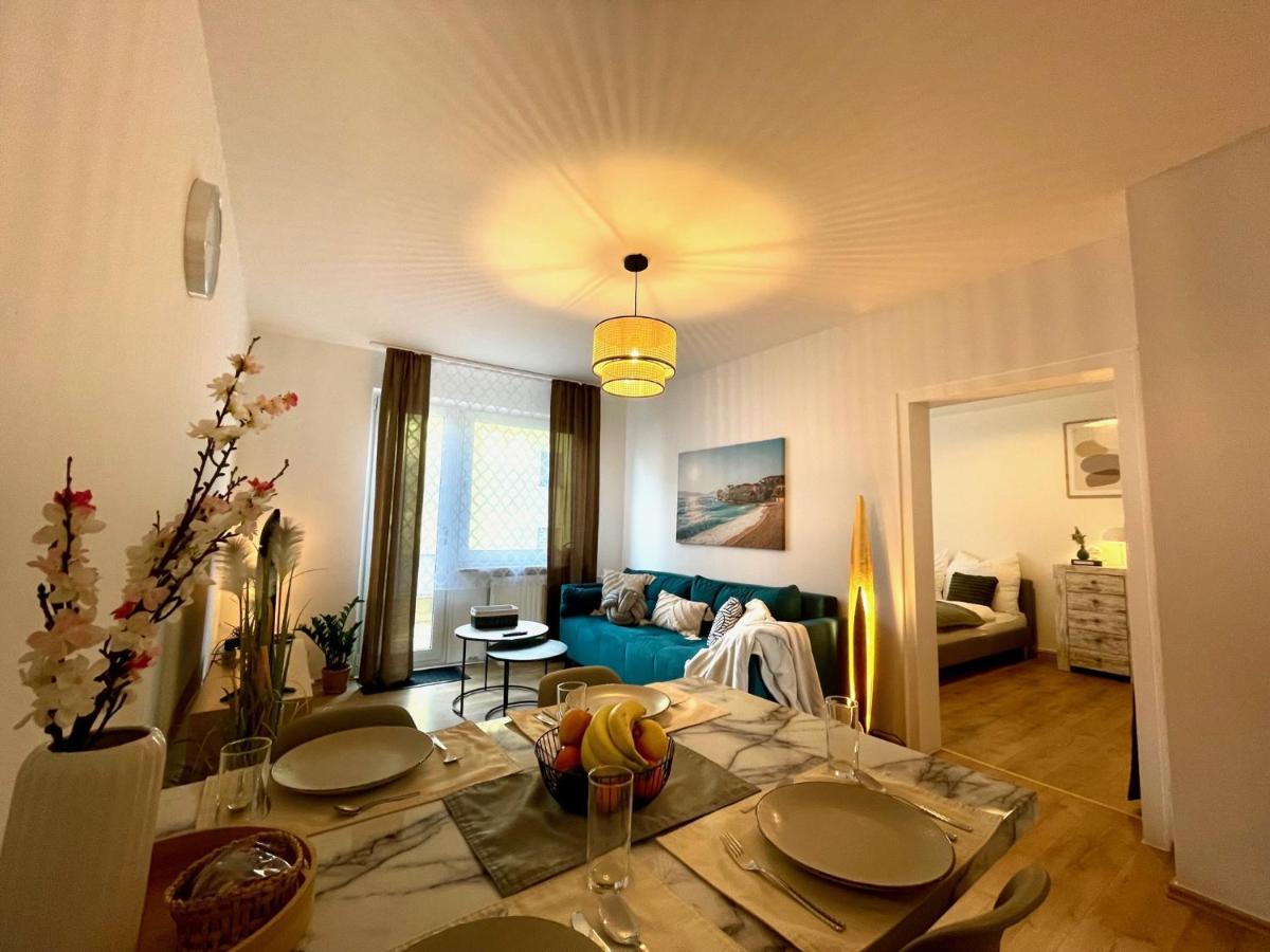 Downtown Apartment By Ninja Spaces - Kingsize-Bett, Kueche, Netflix, Terrasse Wuppertal Luaran gambar